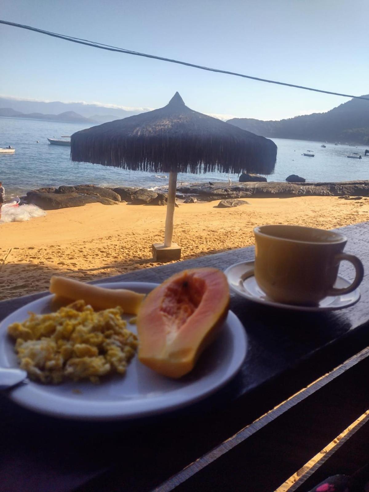 Pousada Mar De Aracatiba Praia de Araçatiba Buitenkant foto